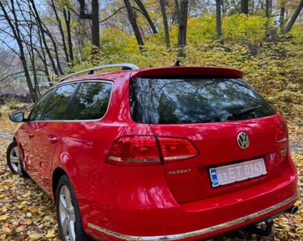 Фольксваген Пассат Вариант 2011 в Киеве на Automoto.ua Красный Фольксваген Пассат Вариант, объемом двигателя 2 л и пробегом 236 тыс. км за 8650 $, фото 4 на Automoto.ua
