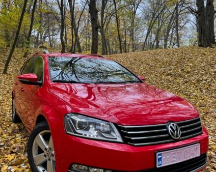 Фольксваген Пассат Вариант 2011 в Киеве на Automoto.ua Красный Фольксваген Пассат Вариант, объемом двигателя 2 л и пробегом 236 тыс. км за 8650 $, фото 2 на Automoto.ua