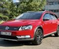 Червоний Фольксваген Пассат Варіант, об'ємом двигуна 2 л та пробігом 380 тис. км за 12581 $, фото 7 на Automoto.ua