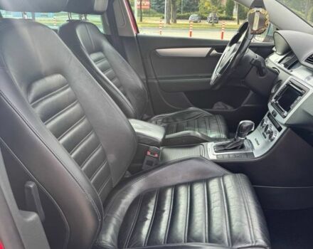 Червоний Фольксваген Пассат Варіант, об'ємом двигуна 2 л та пробігом 280 тис. км за 11700 $, фото 13 на Automoto.ua