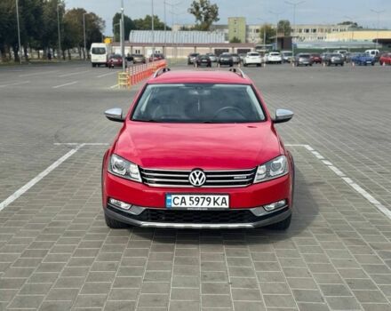 Червоний Фольксваген Пассат Варіант, об'ємом двигуна 2 л та пробігом 280 тис. км за 11700 $, фото 4 на Automoto.ua