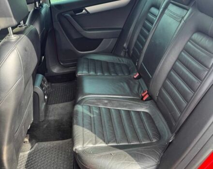 Червоний Фольксваген Пассат Варіант, об'ємом двигуна 2 л та пробігом 280 тис. км за 11700 $, фото 17 на Automoto.ua