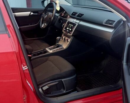 Красный Фольксваген Пассат Вариант, объемом двигателя 2 л и пробегом 280 тыс. км за 8550 $, фото 22 на Automoto.ua