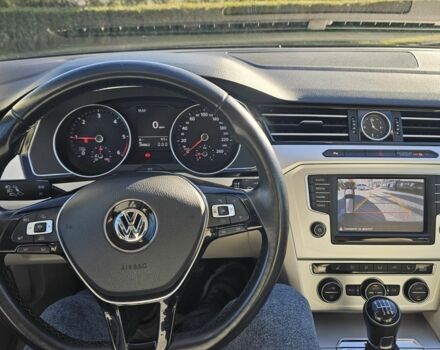 Фольксваген Пассат Варіант 2015 у Сарнах на Automoto.ua Червоний Фольксваген Пассат Варіант, об'ємом двигуна 2 л та пробігом 295 тис. км за 12400 $, фото 10 на Automoto.ua