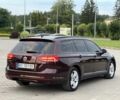 Червоний Фольксваген Пассат Варіант, об'ємом двигуна 1.6 л та пробігом 262 тис. км за 12499 $, фото 4 на Automoto.ua