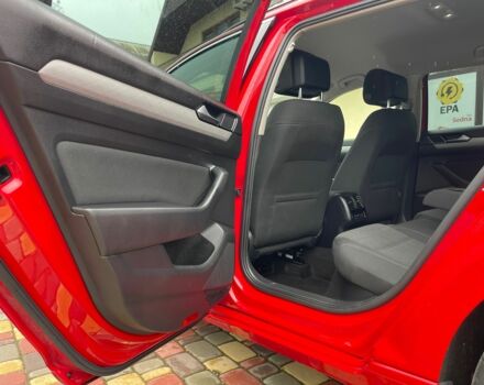 Красный Фольксваген Пассат Вариант, объемом двигателя 2 л и пробегом 240 тыс. км за 19900 $, фото 17 на Automoto.ua