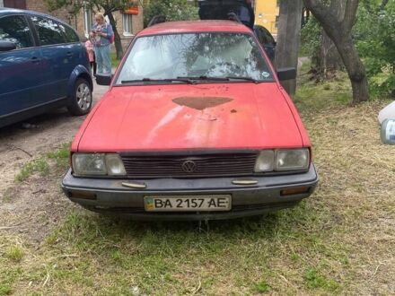Фольксваген Пассат Варіант 1986 у Києві на Automoto.ua Червоний Фольксваген Пассат Варіант, об'ємом двигуна 1.6 л та пробігом 450 тис. км за 300 $, фото 1 на Automoto.ua