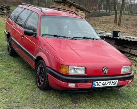 Красный Фольксваген Пассат Вариант, объемом двигателя 1.9 л и пробегом 420 тыс. км за 1200 $, фото 1 на Automoto.ua