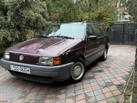 Фольксваген Пассат Вариант 1993 в Славянске на Automoto.ua Красный Фольксваген Пассат Вариант, объемом двигателя 1.8 л и пробегом 350 тыс. км за 2000 $, фото 1 на Automoto.ua