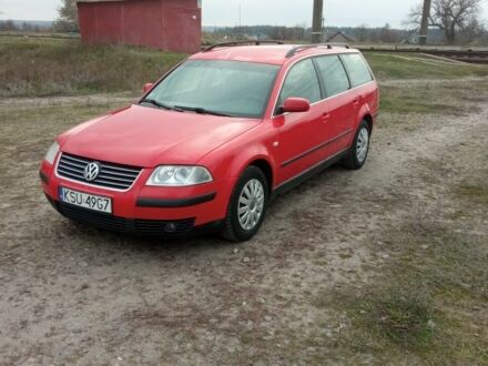 Красный Фольксваген Пассат Вариант, объемом двигателя 1.9 л и пробегом 300 тыс. км за 2300 $, фото 1 на Automoto.ua