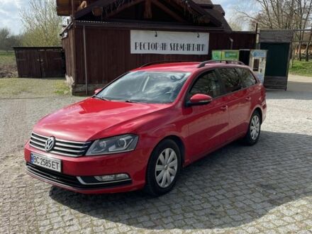 Фольксваген Пассат Вариант 2014 в Львове на Automoto.ua Красный Фольксваген Пассат Вариант, объемом двигателя 2 л и пробегом 230 тыс. км за 8400 $, фото 1 на Automoto.ua