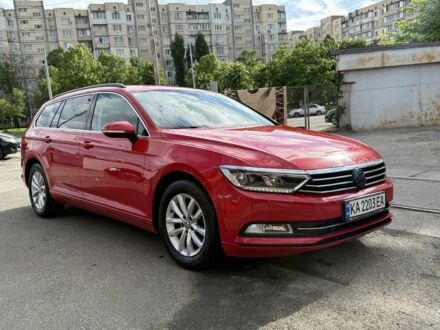 Фольксваген Пассат Варіант 2016 у Києві на Automoto.ua Червоний Фольксваген Пассат Варіант, об'ємом двигуна 1.6 л та пробігом 215 тис. км за 13800 $, фото 1 на Automoto.ua