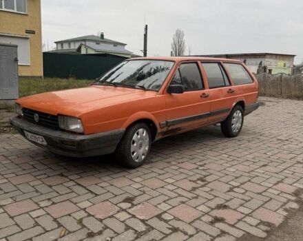 Жовтий Фольксваген Пассат Варіант, об'ємом двигуна 1.6 л та пробігом 285 тис. км за 1250 $, фото 3 на Automoto.ua