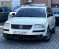 Желтый Фольксваген Пассат Вариант, объемом двигателя 1.9 л и пробегом 300 тыс. км за 3499 $, фото 1 на Automoto.ua