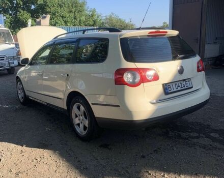 Жовтий Фольксваген Пассат Варіант, об'ємом двигуна 2 л та пробігом 350 тис. км за 3550 $, фото 3 на Automoto.ua