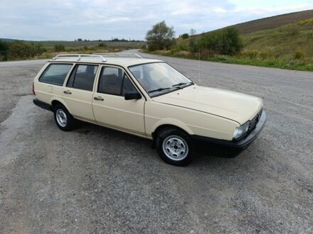 Фольксваген Пассат Вариант 1988 в Бережанах на Automoto.ua Желтый Фольксваген Пассат Вариант, объемом двигателя 0 л и пробегом 300 тыс. км за 1350 $, фото 1 на Automoto.ua
