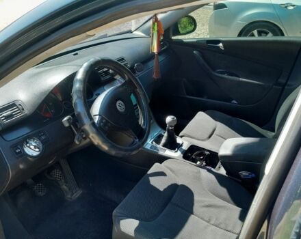 Серый Фольксваген Пассат Вариант, объемом двигателя 2 л и пробегом 290 тыс. км за 6900 $, фото 5 на Automoto.ua