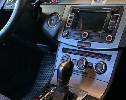 Серый Фольксваген Пассат Вариант, объемом двигателя 2 л и пробегом 327 тыс. км за 9950 $, фото 3 на Automoto.ua