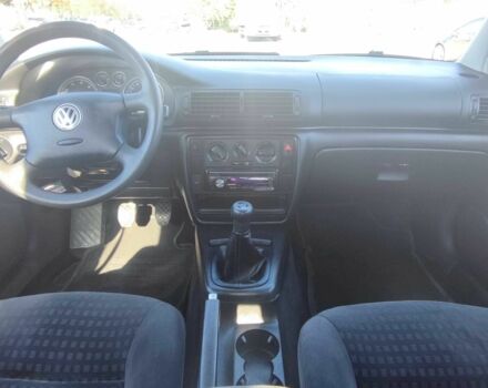 Серый Фольксваген Пассат Вариант, объемом двигателя 1.6 л и пробегом 250 тыс. км за 4400 $, фото 2 на Automoto.ua