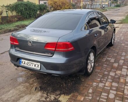 Сірий Фольксваген Пассат Варіант, об'ємом двигуна 2 л та пробігом 206 тис. км за 12900 $, фото 2 на Automoto.ua