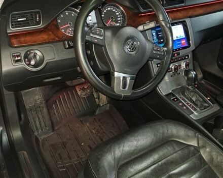 Сірий Фольксваген Пассат Варіант, об'ємом двигуна 2 л та пробігом 206 тис. км за 12900 $, фото 5 на Automoto.ua