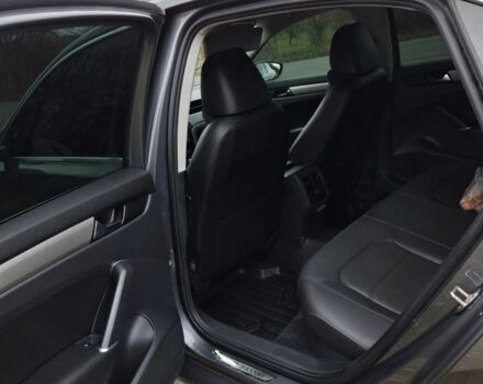 Сірий Фольксваген Пассат Варіант, об'ємом двигуна 2 л та пробігом 149 тис. км за 487 $, фото 4 на Automoto.ua