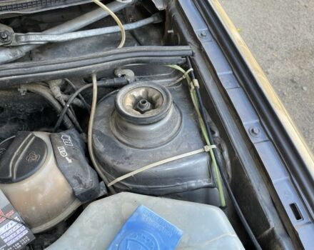 Серый Фольксваген Пассат Вариант, объемом двигателя 2 л и пробегом 100 тыс. км за 2100 $, фото 17 на Automoto.ua