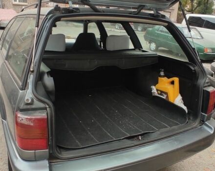 Серый Фольксваген Пассат Вариант, объемом двигателя 2 л и пробегом 450 тыс. км за 2300 $, фото 3 на Automoto.ua