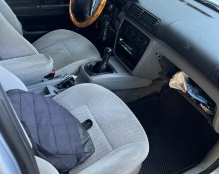 Серый Фольксваген Пассат Вариант, объемом двигателя 1.6 л и пробегом 200 тыс. км за 2500 $, фото 5 на Automoto.ua