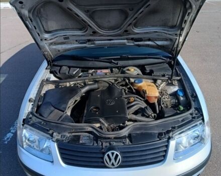 Фольксваген Пассат Варіант 1998 у Києві на Automoto.ua Сірий Фольксваген Пассат Варіант, об'ємом двигуна 1.6 л та пробігом 330 тис. км за 3500 $, фото 8 на Automoto.ua