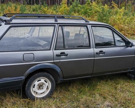 Серый Фольксваген Пассат Вариант, объемом двигателя 1.8 л и пробегом 330 тыс. км за 999 $, фото 3 на Automoto.ua