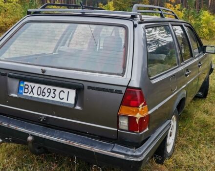 Серый Фольксваген Пассат Вариант, объемом двигателя 1.8 л и пробегом 330 тыс. км за 999 $, фото 2 на Automoto.ua