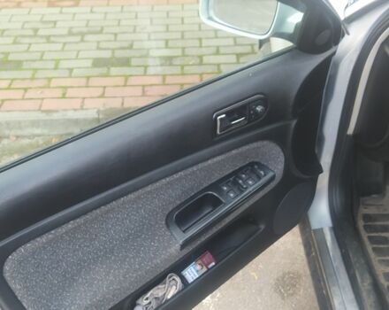 Сірий Фольксваген Пассат Варіант, об'ємом двигуна 0 л та пробігом 255 тис. км за 3800 $, фото 3 на Automoto.ua