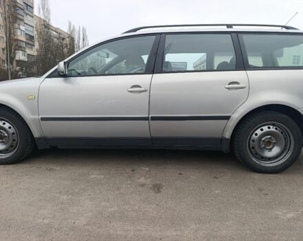 Сірий Фольксваген Пассат Варіант, об'ємом двигуна 1.8 л та пробігом 343 тис. км за 4488 $, фото 3 на Automoto.ua