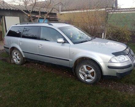 Фольксваген Пассат Вариант 2000 в Кельменцах на Automoto.ua Серый Фольксваген Пассат Вариант, объемом двигателя 1.6 л и пробегом 290 тыс. км за 3500 $, фото 1 на Automoto.ua