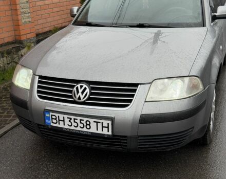 Серый Фольксваген Пассат Вариант, объемом двигателя 1.6 л и пробегом 260 тыс. км за 3499 $, фото 1 на Automoto.ua