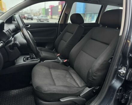 Сірий Фольксваген Пассат Варіант, об'ємом двигуна 2 л та пробігом 254 тис. км за 3990 $, фото 6 на Automoto.ua