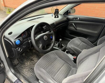 Серый Фольксваген Пассат Вариант, объемом двигателя 1.6 л и пробегом 260 тыс. км за 3499 $, фото 10 на Automoto.ua