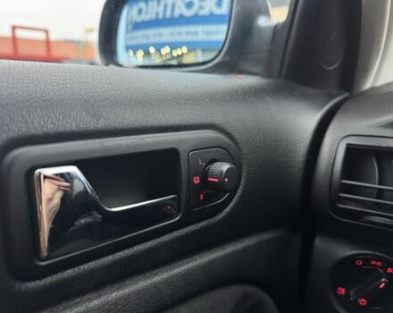 Сірий Фольксваген Пассат Варіант, об'ємом двигуна 2 л та пробігом 254 тис. км за 3990 $, фото 16 на Automoto.ua