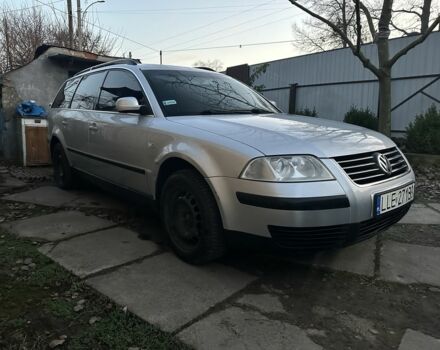 Серый Фольксваген Пассат Вариант, объемом двигателя 1.6 л и пробегом 245 тыс. км за 2200 $, фото 2 на Automoto.ua