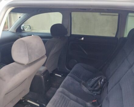 Сірий Фольксваген Пассат Варіант, об'ємом двигуна 1.6 л та пробігом 268 тис. км за 4250 $, фото 5 на Automoto.ua