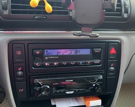 Сірий Фольксваген Пассат Варіант, об'ємом двигуна 1.6 л та пробігом 310 тис. км за 4300 $, фото 6 на Automoto.ua