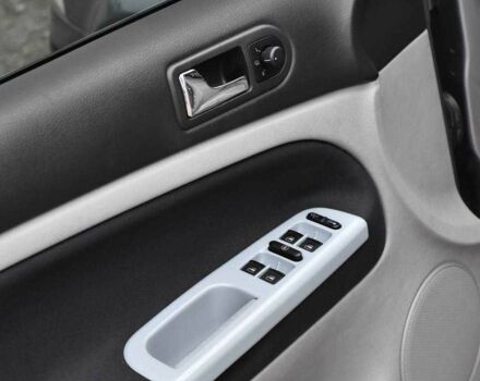 Серый Фольксваген Пассат Вариант, объемом двигателя 1.6 л и пробегом 205 тыс. км за 6250 $, фото 8 на Automoto.ua