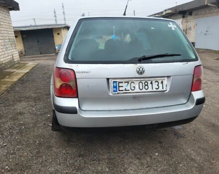 Серый Фольксваген Пассат Вариант, объемом двигателя 2 л и пробегом 300 тыс. км за 1450 $, фото 2 на Automoto.ua