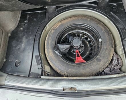 Фольксваген Пассат Варіант 2003 у Житомирі на Automoto.ua Сірий Фольксваген Пассат Варіант, об'ємом двигуна 1.9 л та пробігом 300 тис. км за 2100 $, фото 18 на Automoto.ua