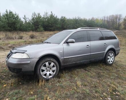 Серый Фольксваген Пассат Вариант, объемом двигателя 2.5 л и пробегом 400 тыс. км за 3900 $, фото 1 на Automoto.ua