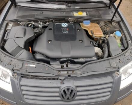 Серый Фольксваген Пассат Вариант, объемом двигателя 2.5 л и пробегом 340 тыс. км за 2500 $, фото 10 на Automoto.ua