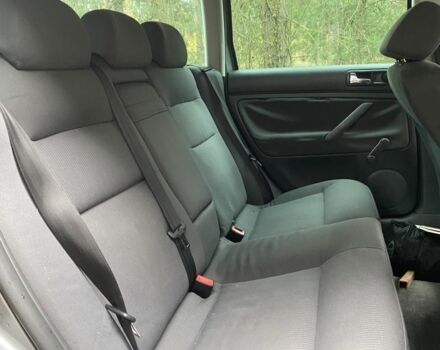 Серый Фольксваген Пассат Вариант, объемом двигателя 1.6 л и пробегом 166 тыс. км за 4700 $, фото 13 на Automoto.ua