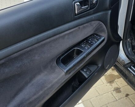 Серый Фольксваген Пассат Вариант, объемом двигателя 2 л и пробегом 444 тыс. км за 999 $, фото 10 на Automoto.ua