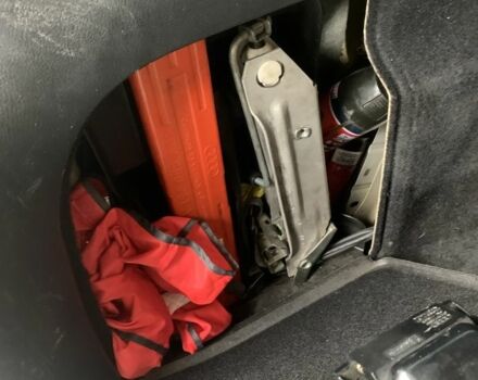 Серый Фольксваген Пассат Вариант, объемом двигателя 2.5 л и пробегом 389 тыс. км за 3000 $, фото 9 на Automoto.ua